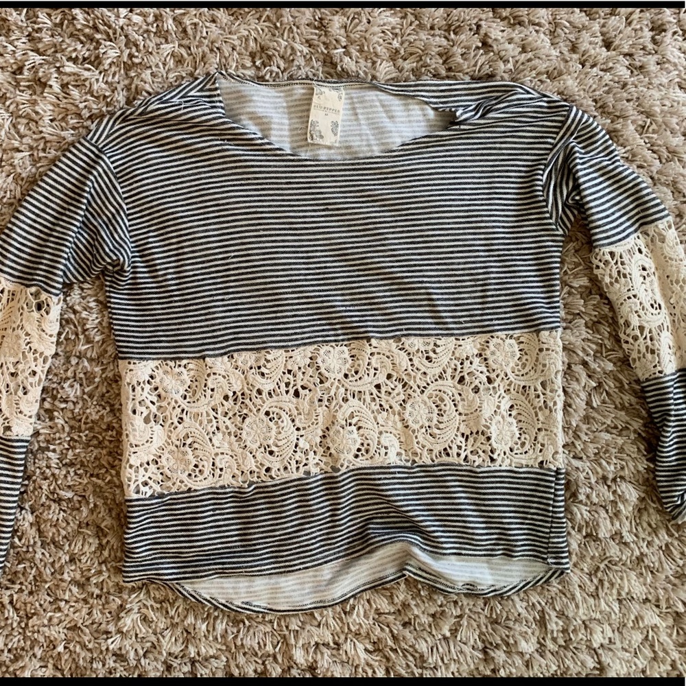 Long sleeve lace detail shirt